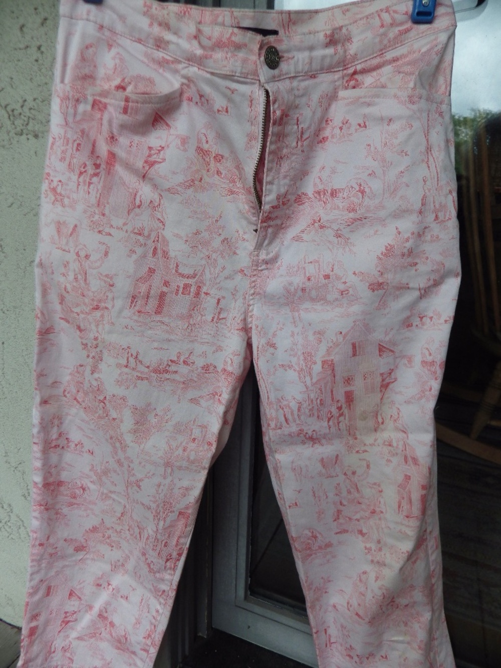 Bill Blass Capris